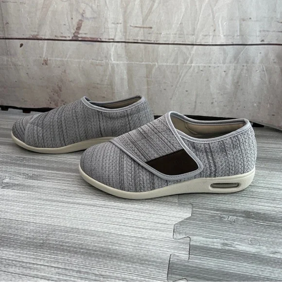 Youyun Diabetic Comfort Shoes - Picture 2 of 5